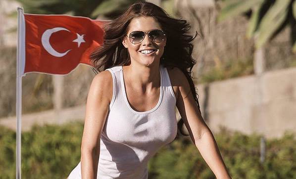 amanda-cerny-den-olay-paylasim--2559261.jpeg amanda-cerny-den-olay-paylasim--2559261.jpeg