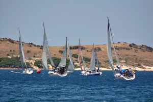FOÇA’DA ‘YELKEN ŞENLİĞİ’