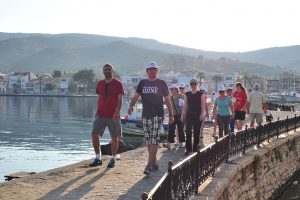 FOÇA’DA, SAĞLIKLI YAŞAM YÜRÜYÜŞLERİ