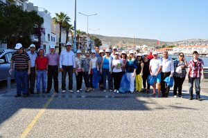 FOÇA’DA ÖRNEK TEMİZLİK