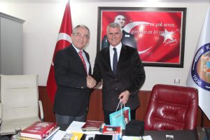 BERGAMA’YA KARDEŞ BELEDİYE
