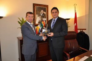 BAŞKAN SERKAN ACAR FAHRİ POLİS OLDU