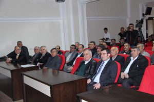 BERGAMALI ÇİFTÇİLER BELEDİYE İLE EL ELE ÖRGÜTLENİYOR