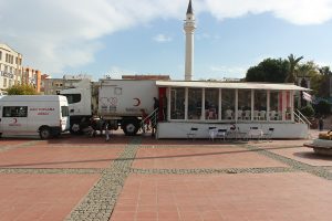 TÜRK KIZILAYI’NDAN ‘KAN STOKLARIMIZ KRİTİK SEVİYEDE’ ÇAĞRISI