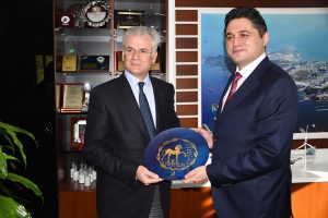 ALİAĞA BELEDİYE BAŞKANI SERKAN ACAR’DAN PETKİM VE TÜPRAŞ’A ZİYARET