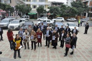 Ücret adaletsizliği protesto edildi