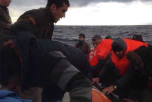 Sahil Güvenlik Ekipleri 56 göçmeni daha  kurtardı