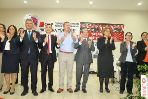 CHP ALİAĞA İKTİDARA YÜRÜYÜŞ YEMEĞİNDE BULUŞTU
