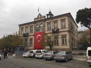 BERGAMA TEK YÜREK OLDU