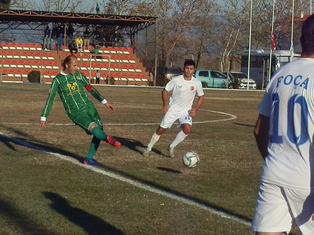 MASTERLERDE KUZEY EGE DERBİSİNİN GALİBİ FOÇA