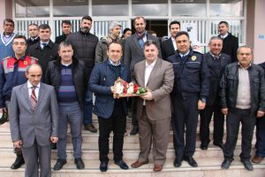  KINIK KAYMAKAMI VALİ GİBİ UĞURLADI 