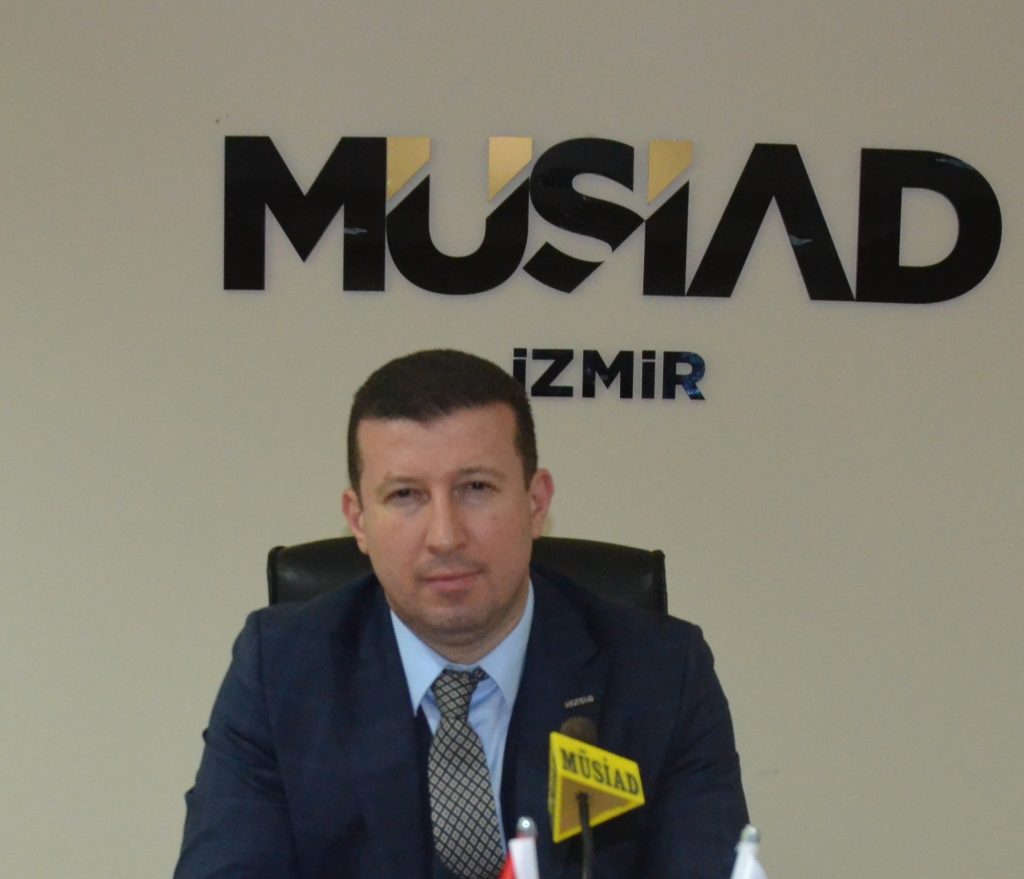 Türkiye’yi ve hepimizi hedef alan bu menfur saldırıyı lanetliyoruz.