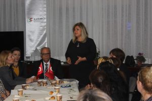 KARŞIYAKALI İŞ KADINLARI ÖRGÜTLENDİ