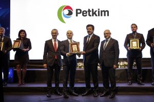 Ege’nin ih­ra­cat yıl­dı­zı yine Pet­kim oldu!