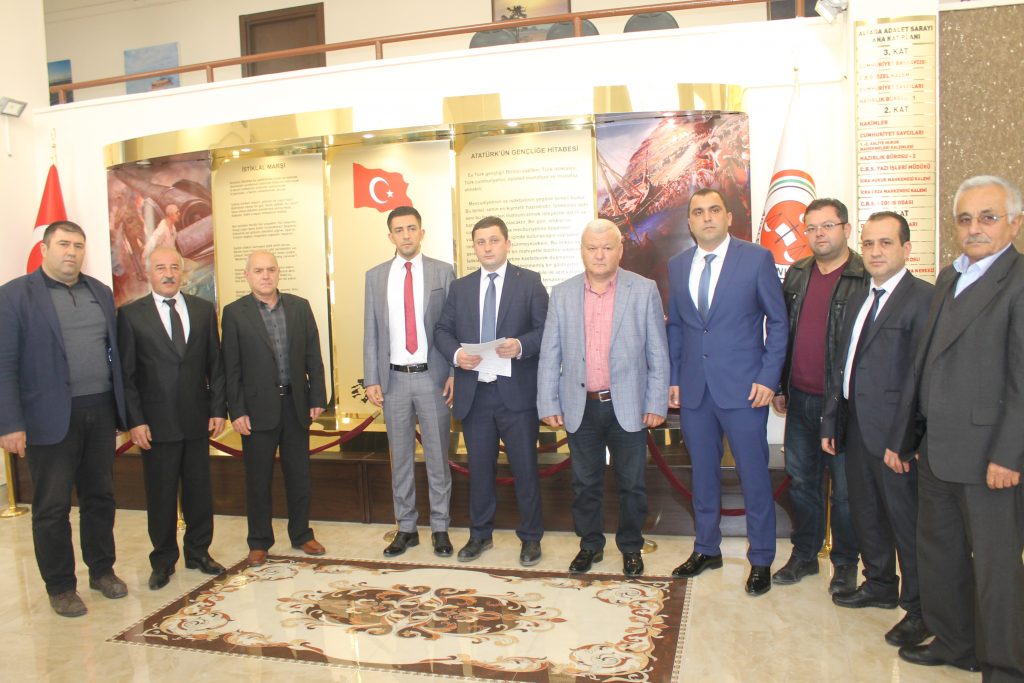 Baş­kan Salih Yi­yi­talp maz­ba­ta­sı­nı aldı!