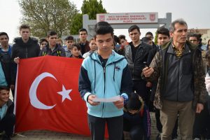 ALİAĞALI ÖĞRENCİLERDEN AFRİN’DEKİ ASKERLERE MEKTUP