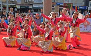 22.ULUSLARARASI BERGAMA ÇOCUK ŞENLİĞİ BAŞLADI