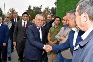 AZİZ KOCAOĞLU ALİAĞA’DA MUHTARLARLA BULUŞTU