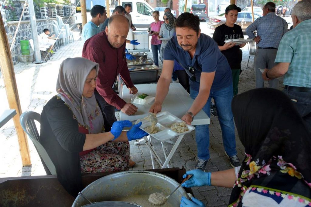 ÇITAK’TA GELENEKSEL KÖY HAYRI