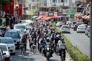 ALİAĞA’DA ‘ULUSAL EGEMENLİK BİSİKLET TURU’ DÜZENLENDİ