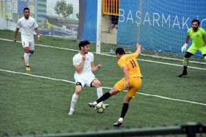 ALİAĞASPOR ŞAMPİYONLUK YOLUNDA