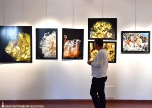Fotoğraf tutkunlarını buluşturan sergi