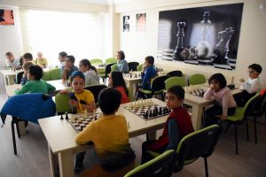 ALİAĞA BELEDİYESİ SATRANÇ KULÜBÜ YAZ DÖNEMİ KAYITLARI BAŞLIYOR