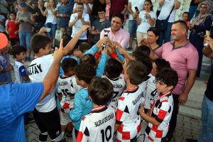 ÇAKMAKLI’DA SEZER ERŞAN FUTBOL TURNUVASI DÜZENLENDİ