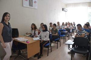 BERGAMA’DA ÜNİVERSİTEYE HAZIRLIK KURSUNA YOĞUN İLGİ   