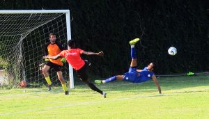 FOÇA BELEDİYESPOR İLK HAZIRLIK MAÇINI YAPTI
