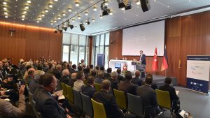 TOBB BAŞKANI HİSARCIKLIOĞLU’NDAN ALİAĞA’YA SORUNLARIN ÇÖZÜMÜNDE DESTEK SÖZÜ