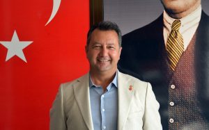 BERGAMA’DA AKIN YASA ADAY ADAYLIĞINI AÇIKLADI