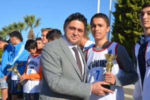 ALİAĞA’DA GENÇ SPORCULAR İÇİN ÖDÜL TÖRENİ DÜZENLENDİ
