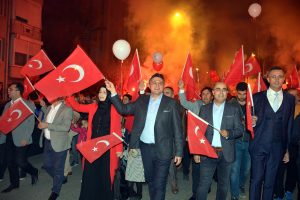 ALİAĞA BELEDİYESİ’NDEN CUMHURİYETE MUHTEŞEM KUTLAMA