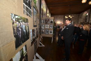 ‘İÇİMİZDEN BİRİ ATATÜRK’ FOTOĞRAFLARI SERGİSİ AÇILDI