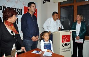 ZEKİ KÜÇÜKAKYÜZ ADAY ADAYLIĞINI AÇIKLADI