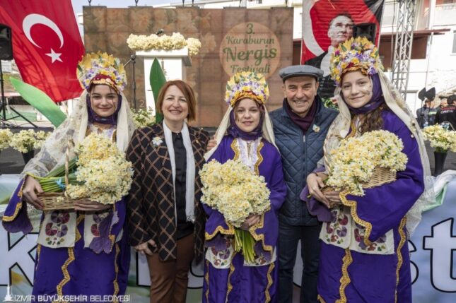Başkan Soyer 4. Karaburun Nergis Festivali’nin açılışına katıldı