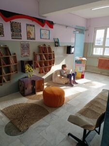 İzmir ‘Sıfır Atık Kütüphaneleri’ ile Geri Dönüşüm Kültürünü Yaygınlaştırıyor