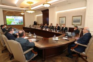 BAŞKAN ÜRPER, İZMİR VALİLİĞİ EV SAHİPLİĞİNDEKİ OSB TOPLANTISINA KATILDI
