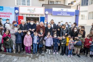 İzmir Büyükşehir Belediyesi’nden 6 Masal Evi daha