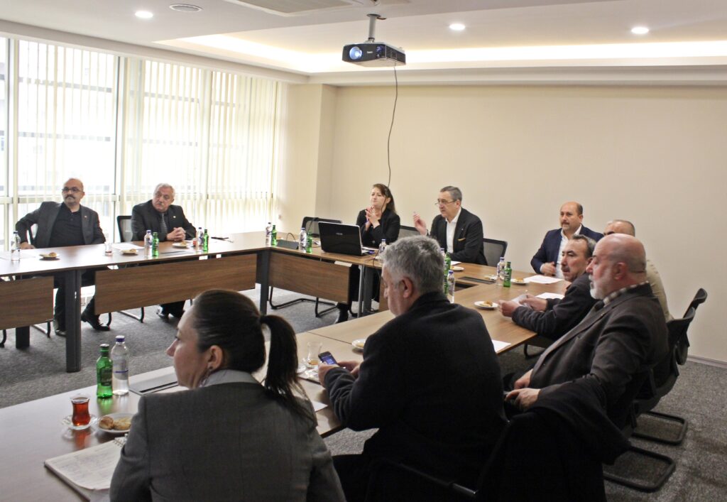 BERGAMA SANAYİ SİTESİ’NE YAPILACAK OLAN “SOSYAL TESİS” İÇİN 2. KEZ BİR ARAYA GELİNDİ