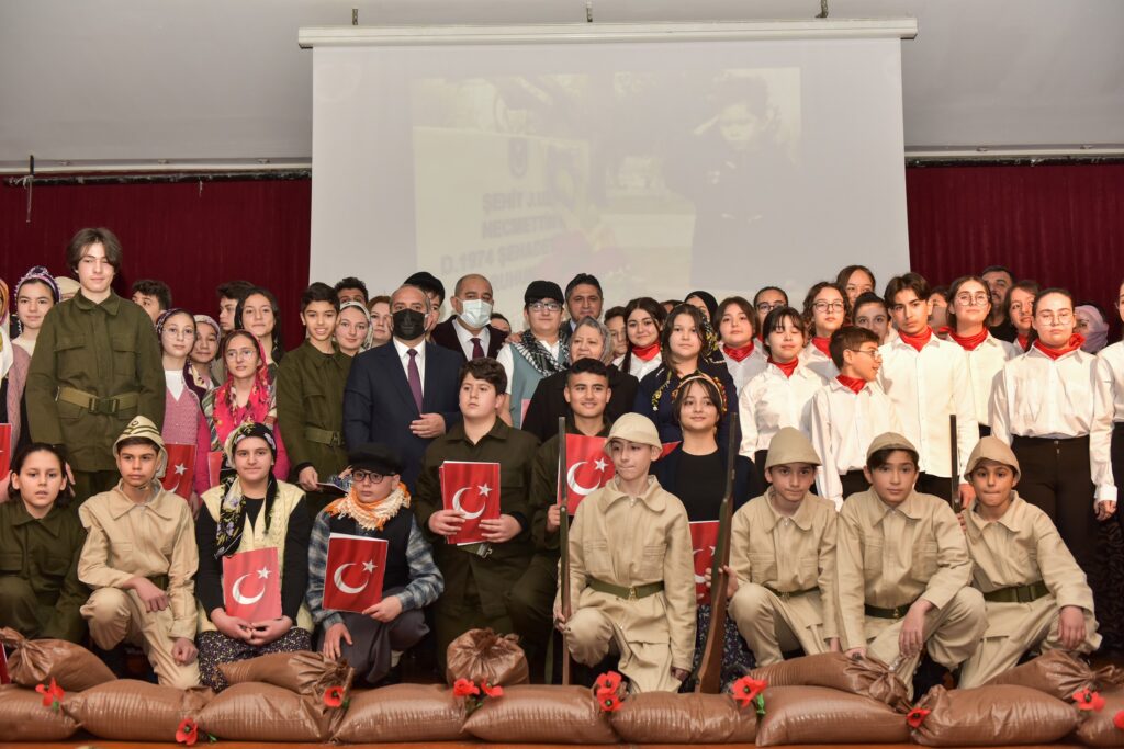 Çanakkale Şehitleri Aliağa’da Anıldı