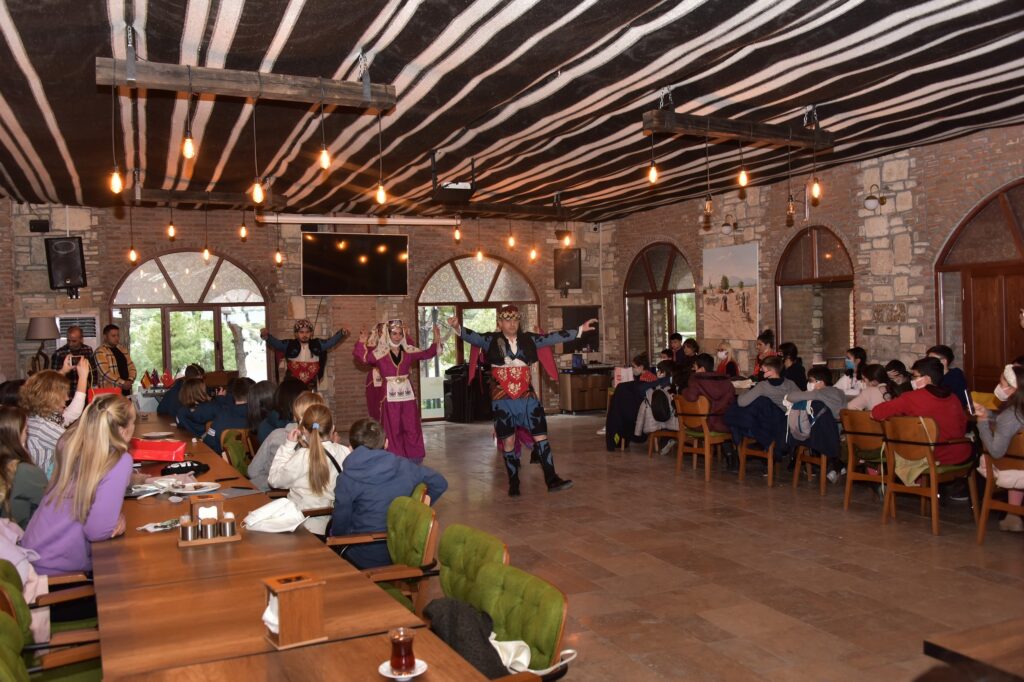 Güzelhisar Sosyal Tesisleri Erasmus Öğrencilerini Ağırladı