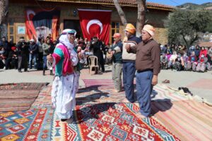 Bayındır’da “Emekçi Tahtacı Kadınlar Şenliği” yapıldı