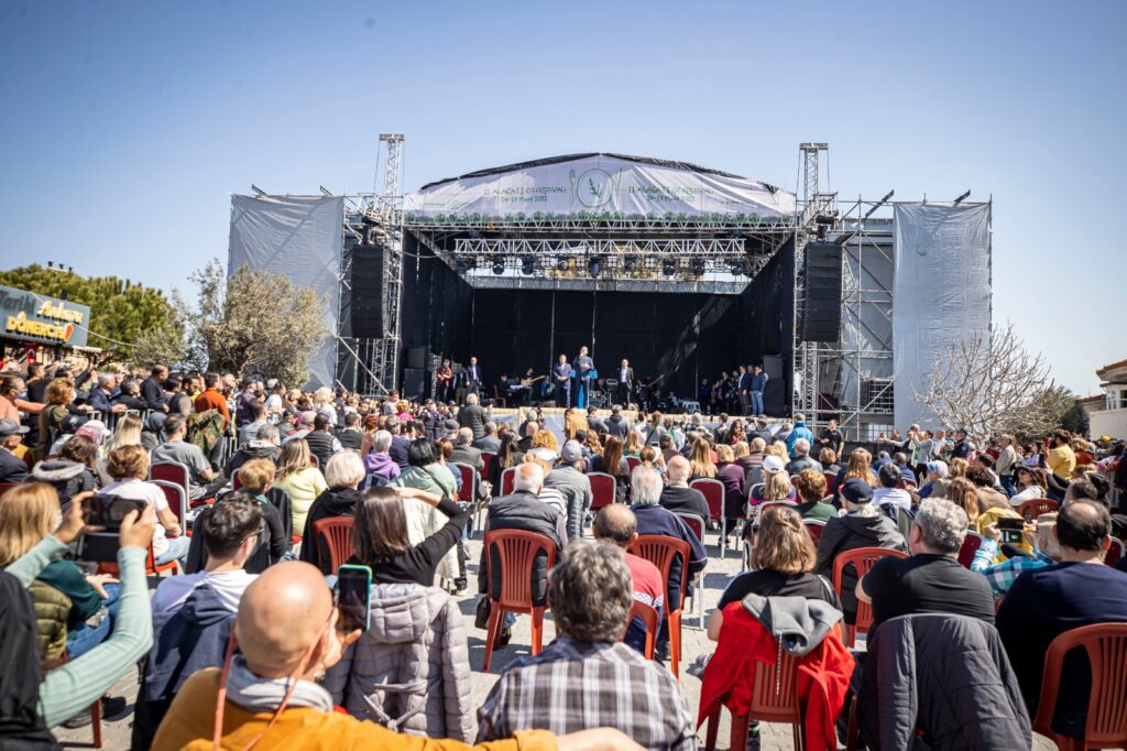 Başkan Soyer Alaçatı Ot Festivali’ne katıldı
