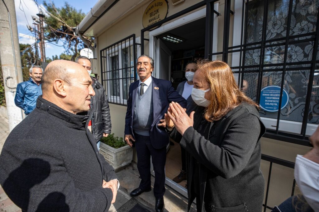 Başkan Soyer muhtar ziyaretlerini sürdürüyor