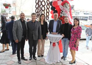 BERTO YÖNETİMİ AÇILIŞA KATILDI