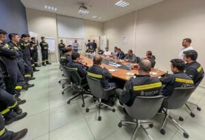 PETROL İŞ’TEN STAR RAFİNERİ İŞÇİLERİYLE İFTAR