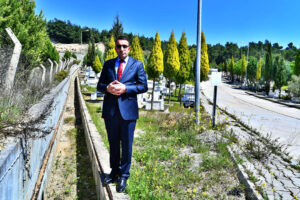 Korkuluk ve mazgal bile çalındı