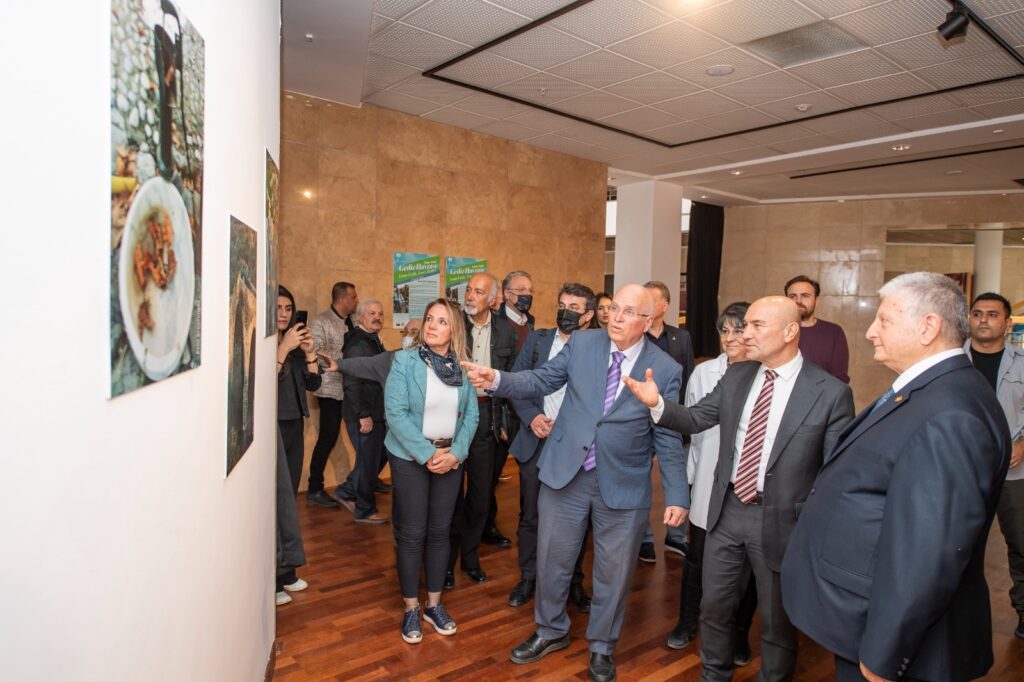 Fotoğraflarla Gediz’in öyküsü büyük ilgi gördü